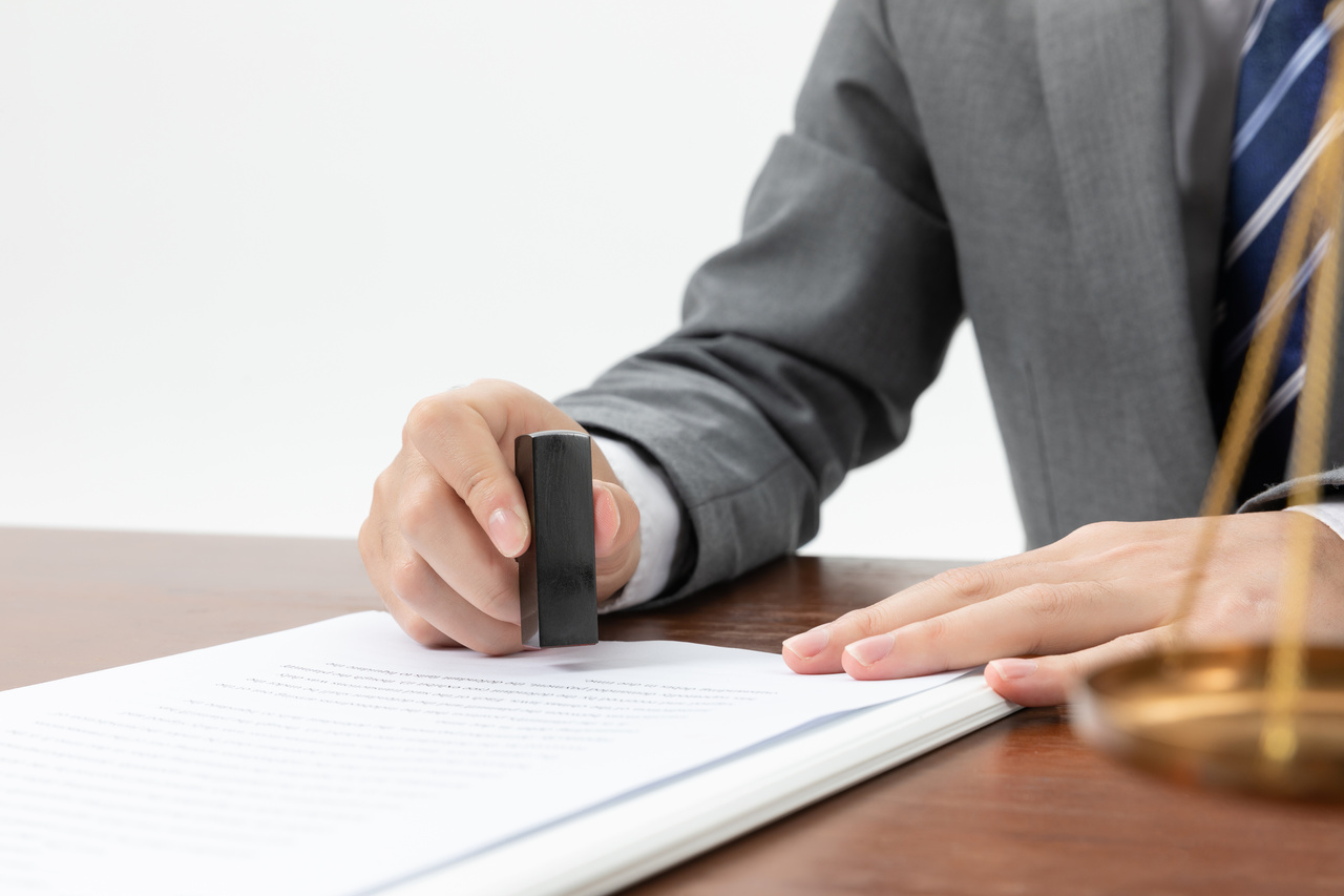 商标授权给别的公司盖什么公章