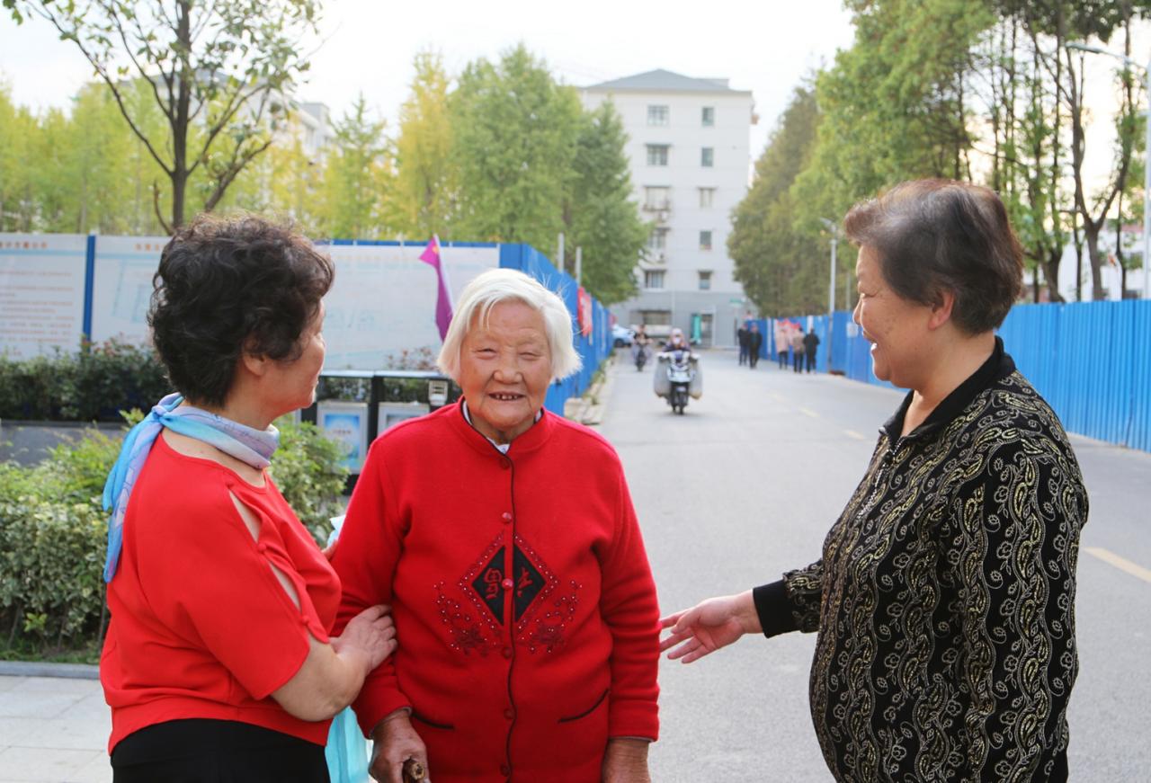 灵活就业人员参保的3种缴费方式，第一种最合适，还有2个好消息