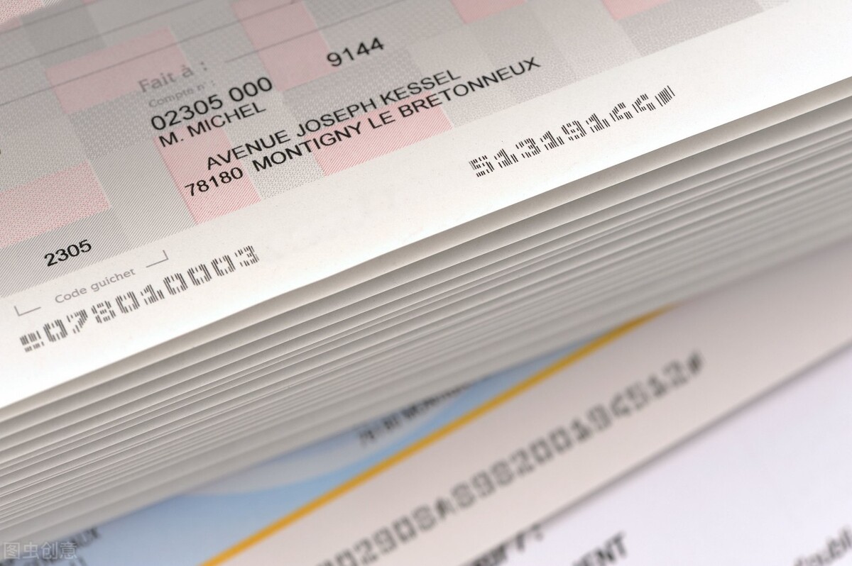 年末，预收账款是否需要确认收入