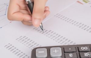 销售商品收入如何写会计分录？