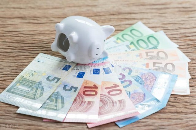 工会筹备金的计税依据是什么？到底是应发工资还是实发工资？