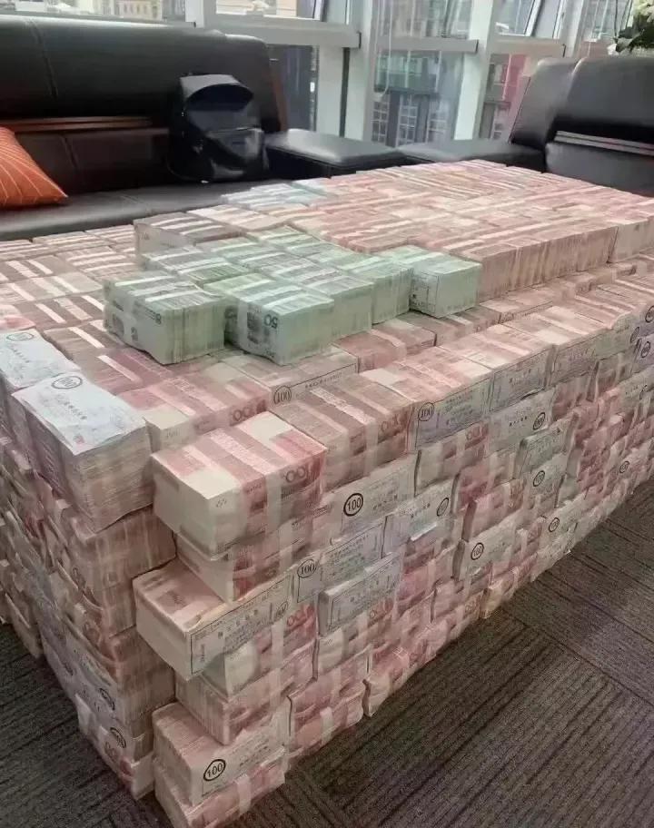 公司账户的钱如何转到个人账户？