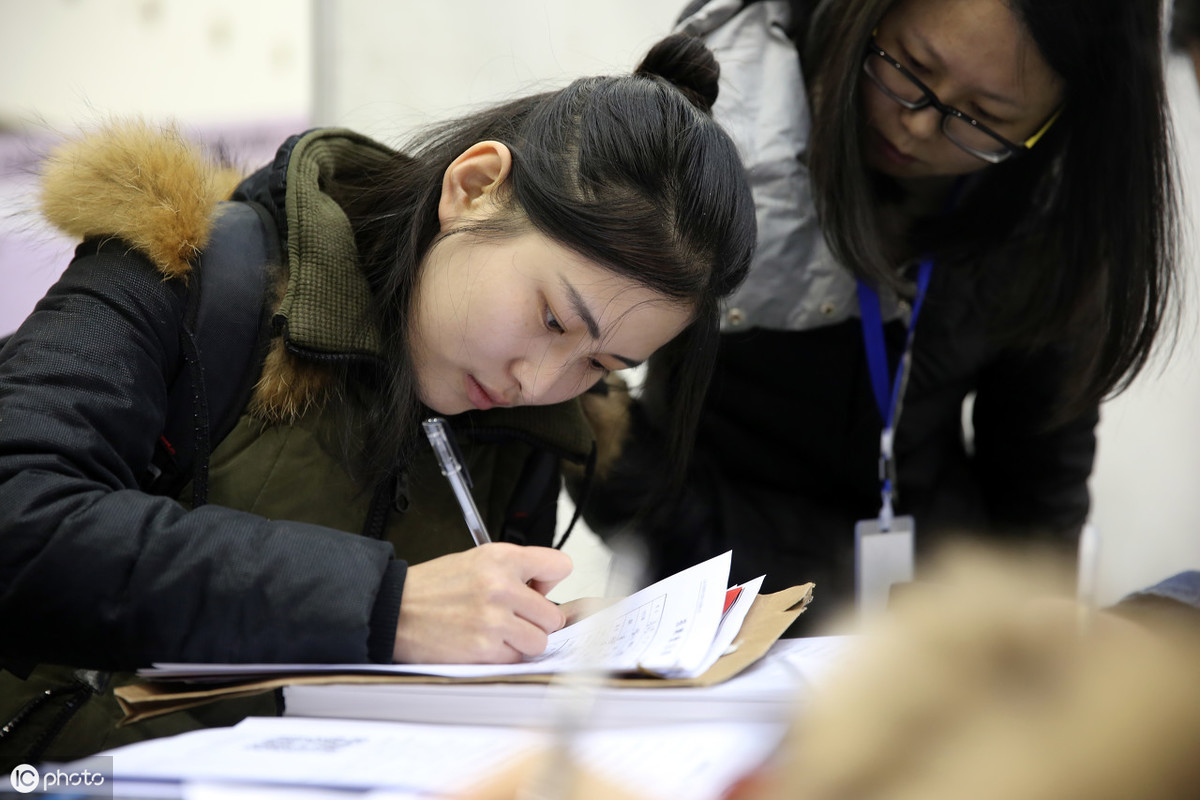 大学生2020年初级会计：100集入门视频教程+500道习题，送你参考